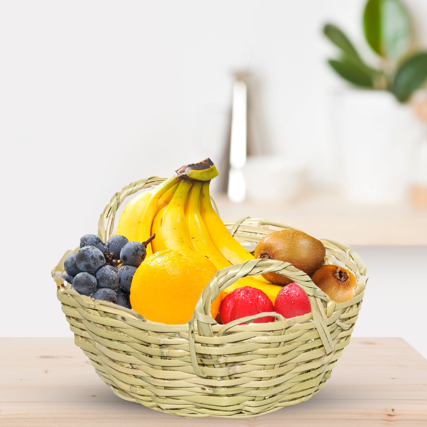 Rattan Round Bread/Fruit Basket with Handles